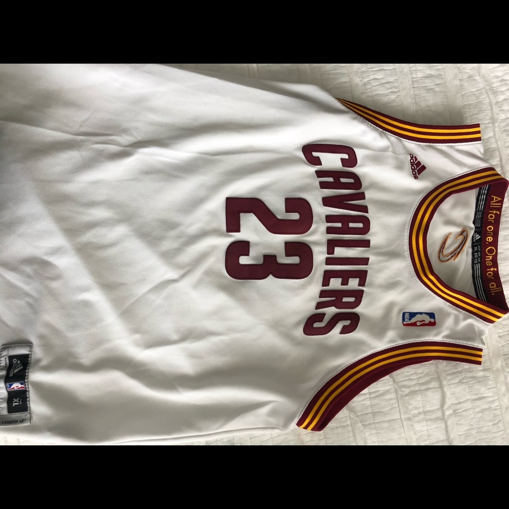 Cleveland Cavaliers LeBron James Jersey
